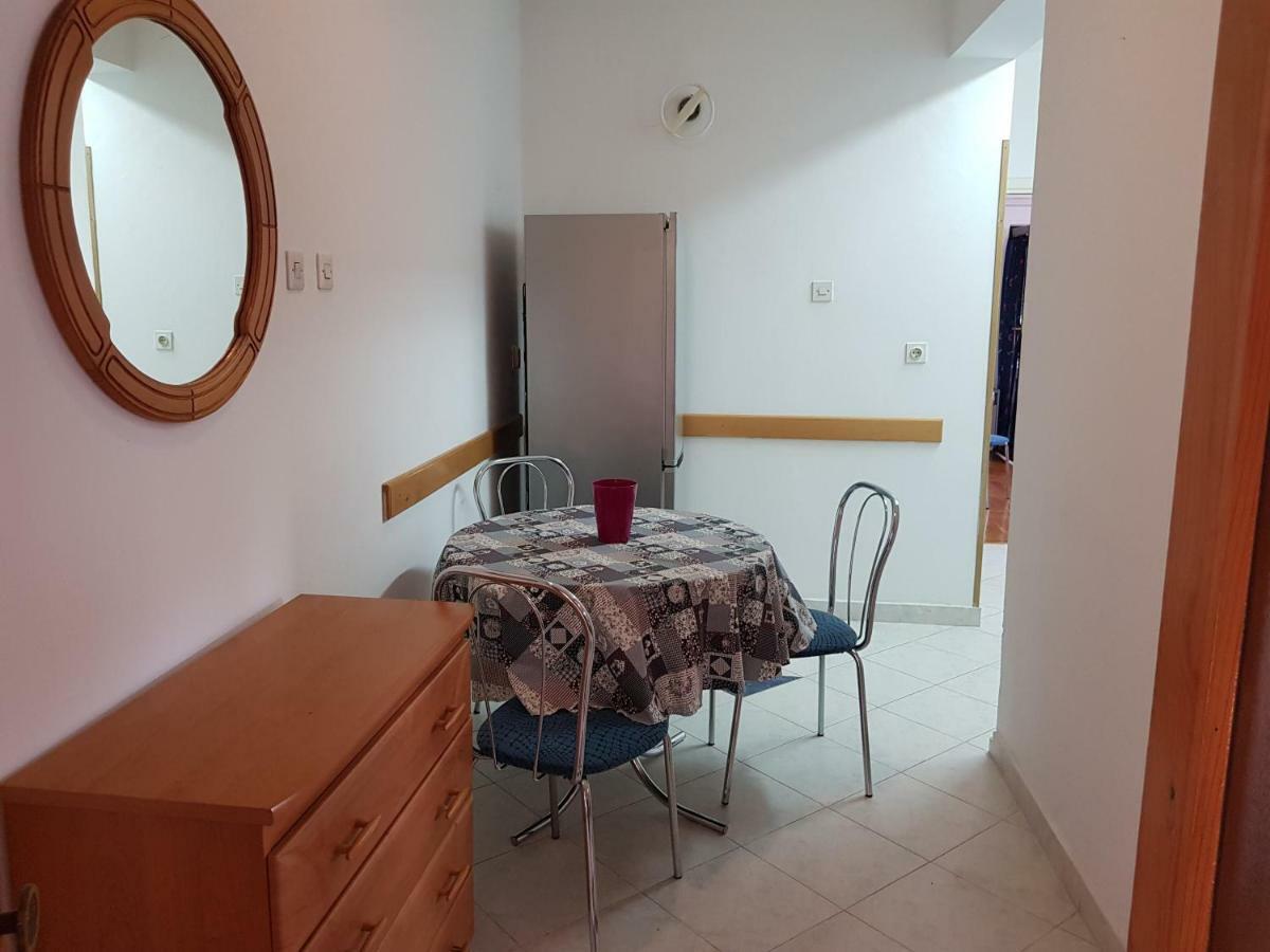 Mare Azzurro Apartments พูลา ภายนอก รูปภาพ